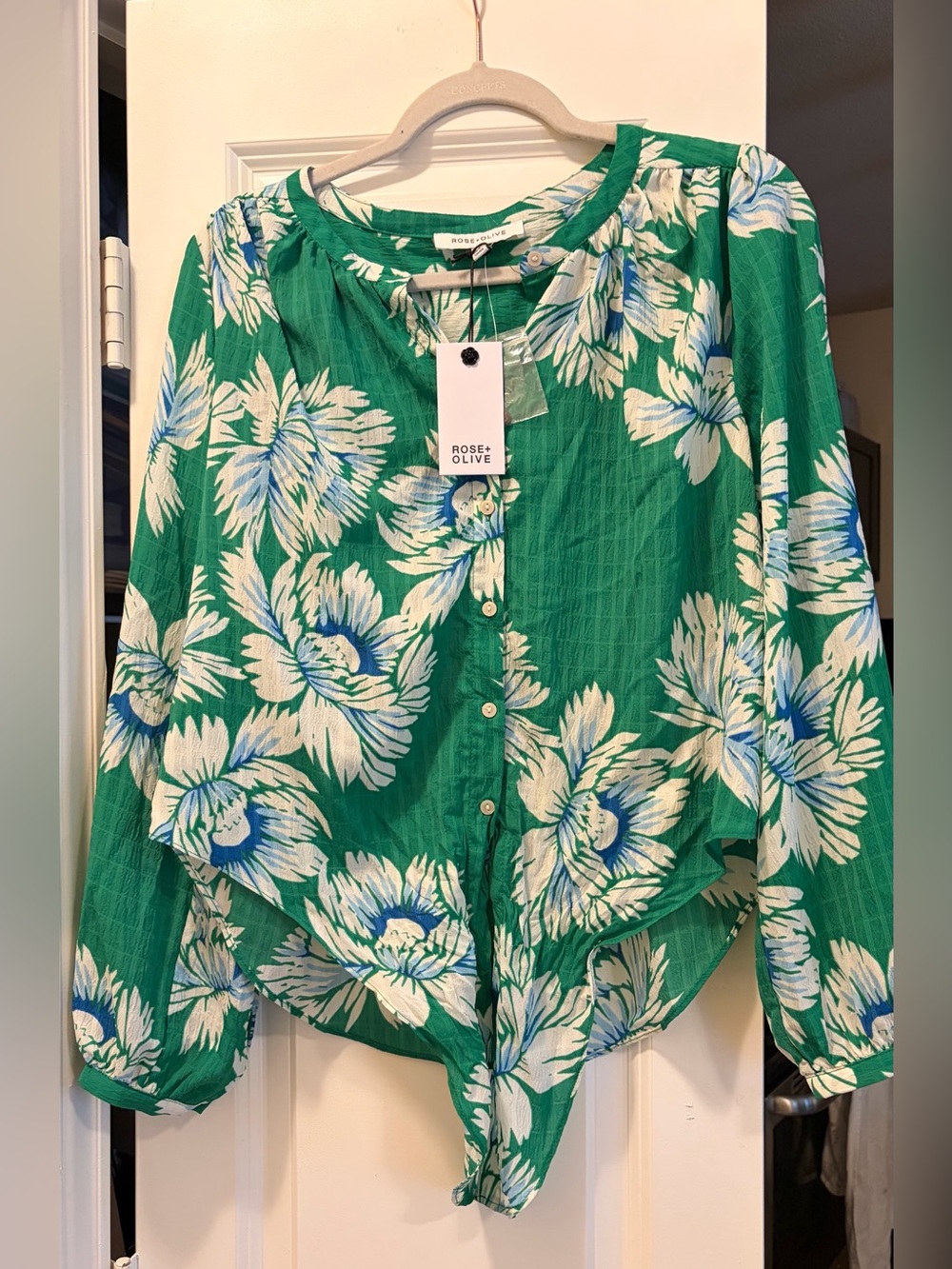 Rose & Olive Green Floral Button-Front Blouse